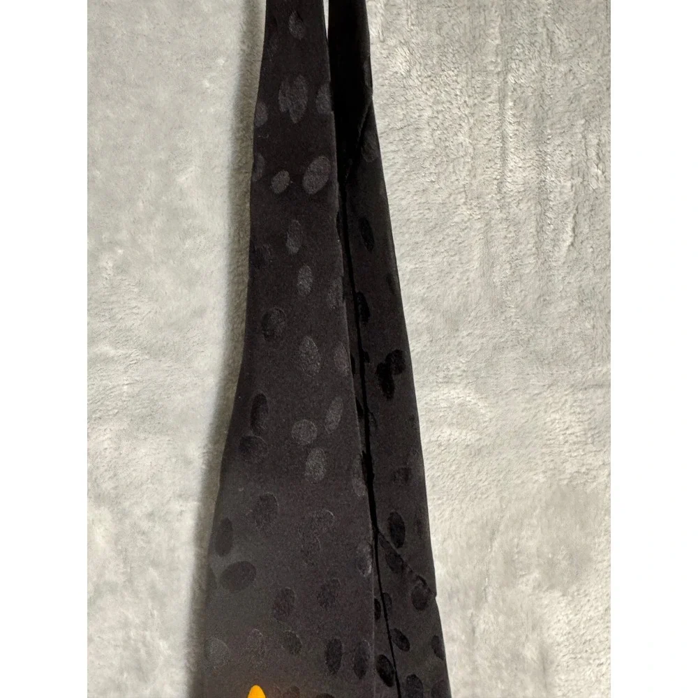 Vintage Disney Mickey Inc Mens 100% Silk Tie Seven Dwarfs Snow White Black‎  NWT